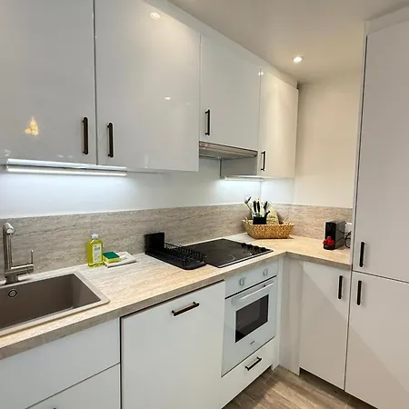 Appartement Terrasse&calme 8 Min Garage Privé Antibes